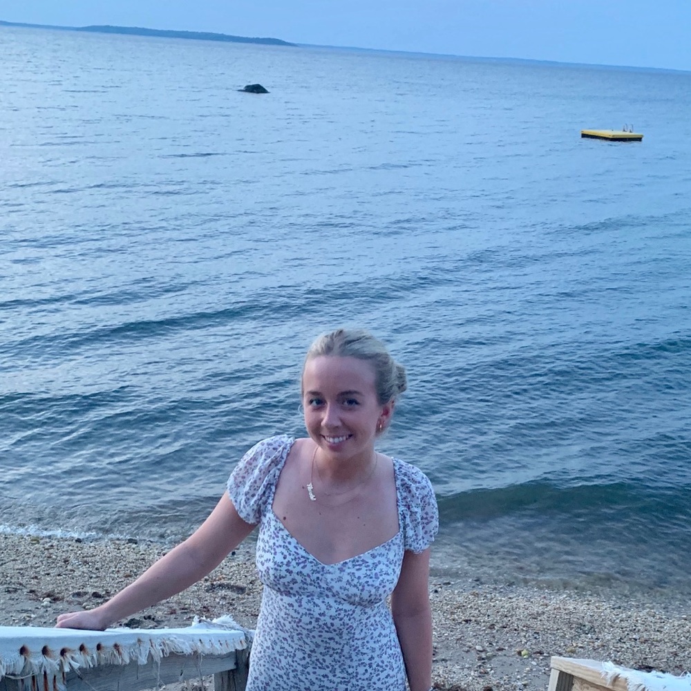 Meet your Posher, Natalie